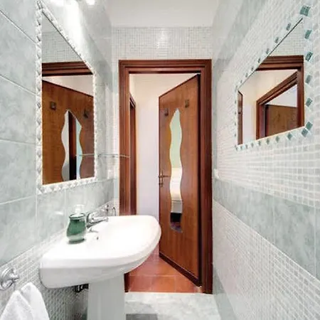 公寓 罗马旅馆 *